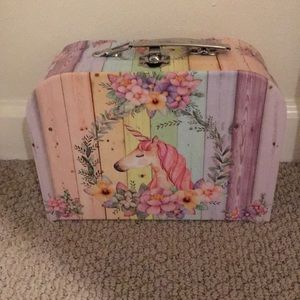 Beautfiul unicorn box/bag